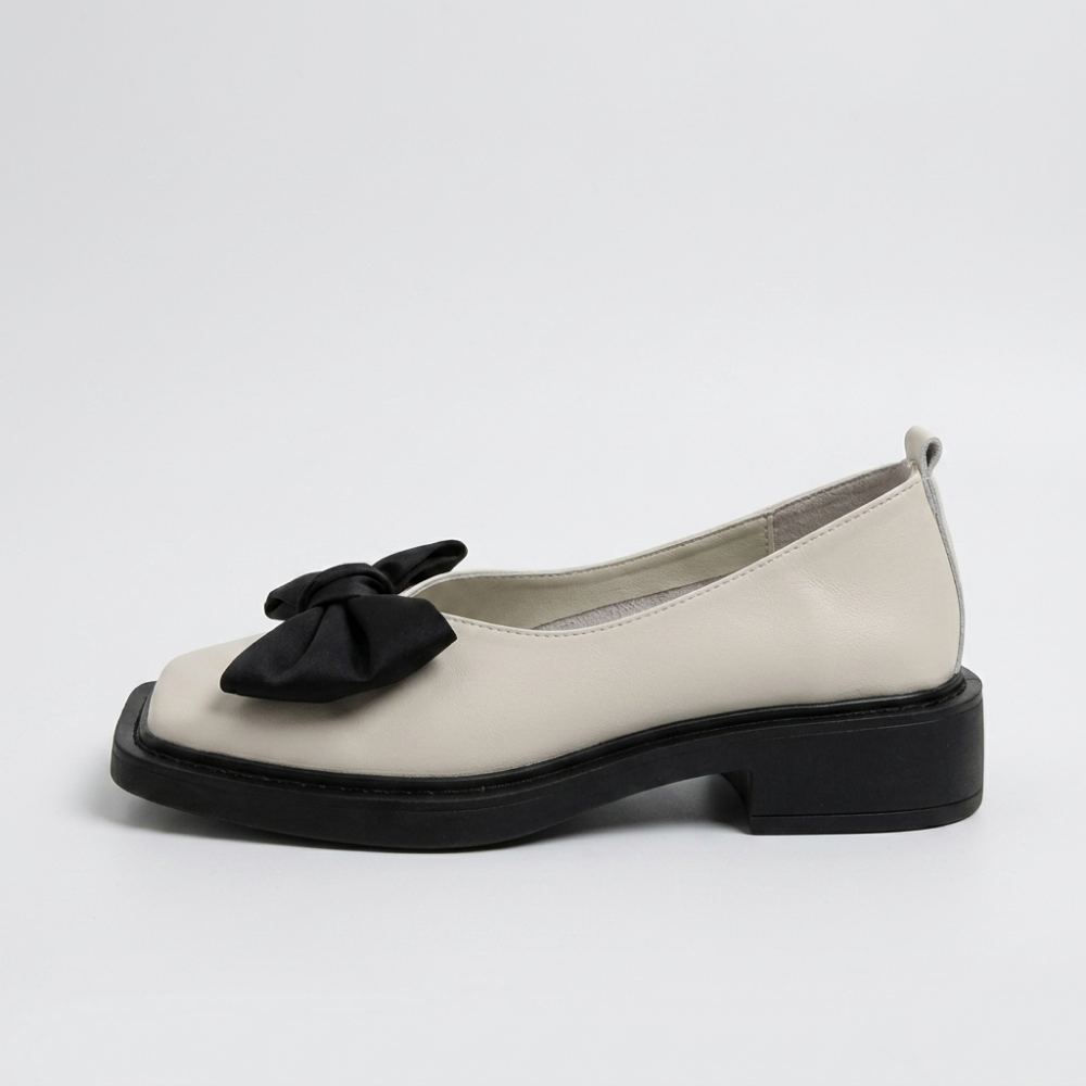 Mara – Slip On Flats — White