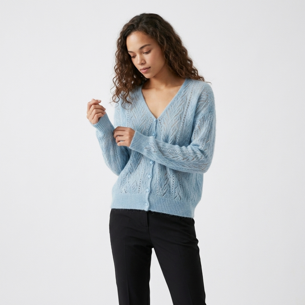 Fernridge – Cashmere Wool Cardigan — Light Blue